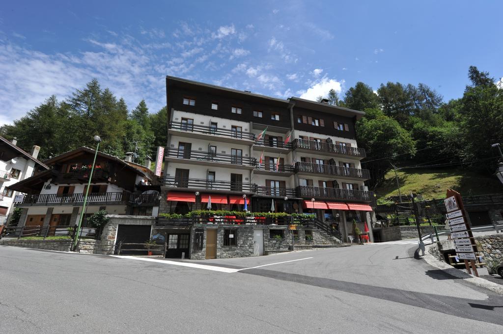Hotel Etoile De Neige Valtournenche Ngoại thất bức ảnh